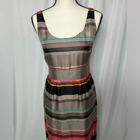 Banana Republic Casey Stripe Silk Sheath Dress. - size 2 - Picture 7 of 16